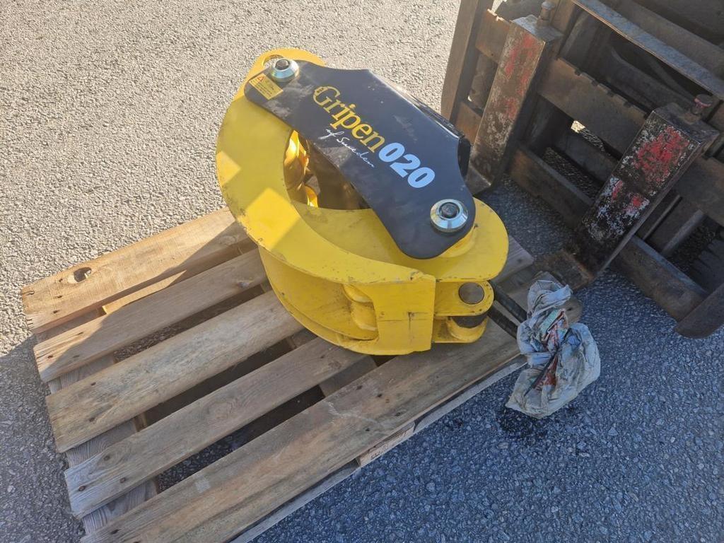  METSÄKONEVARUSTEET GRIPEN 020 KOURA Sonstige Forstmaschinen