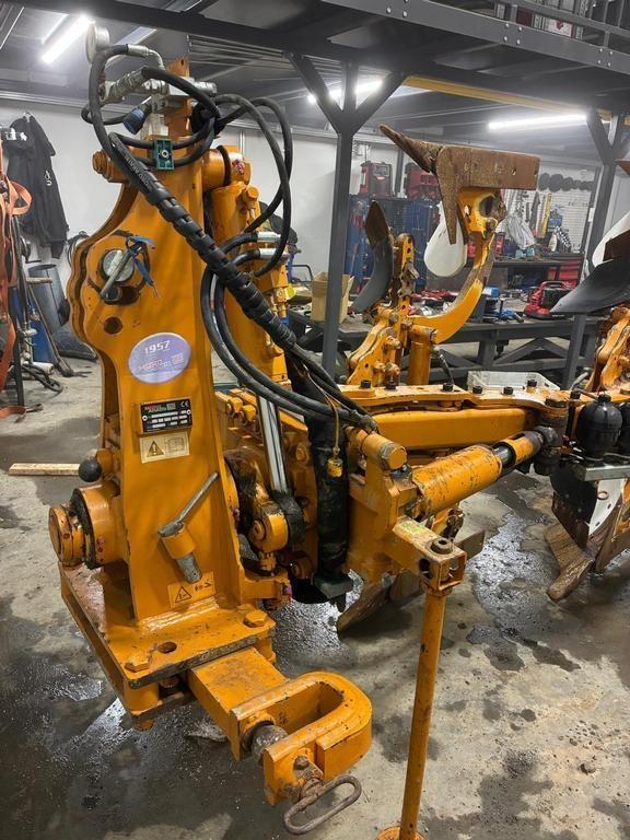  MORO-ARATRI EXA 12A S CS Reversible ploughs