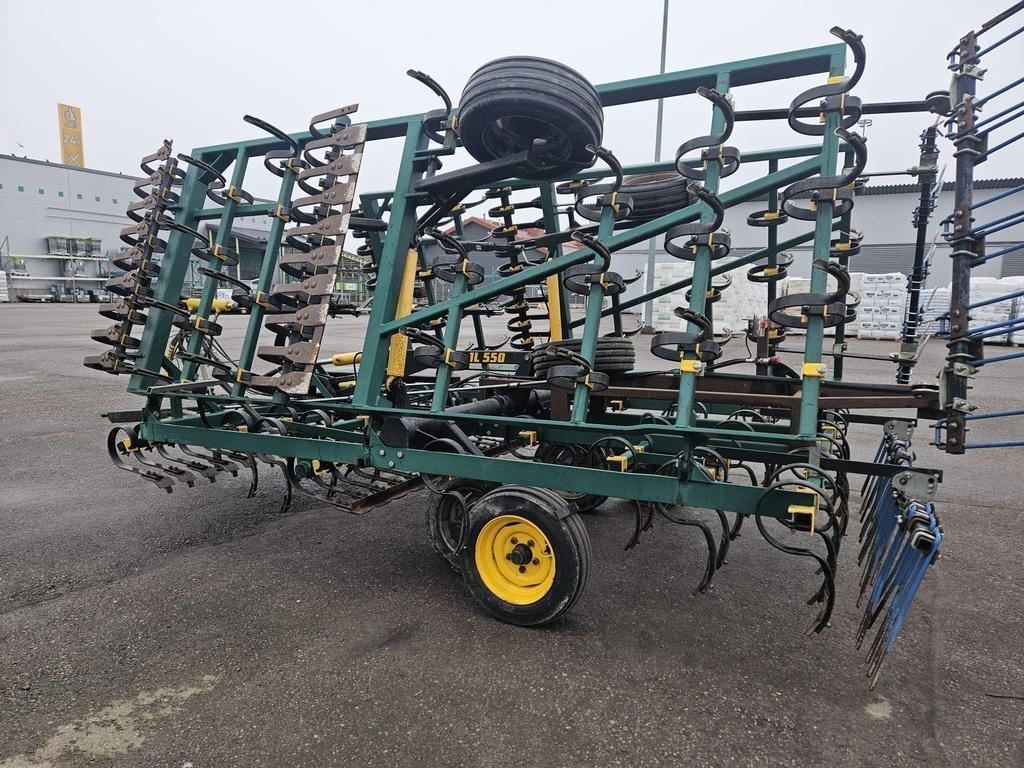 Multiva 550 Harrows