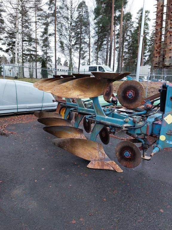 Överum CV498 Reversible ploughs