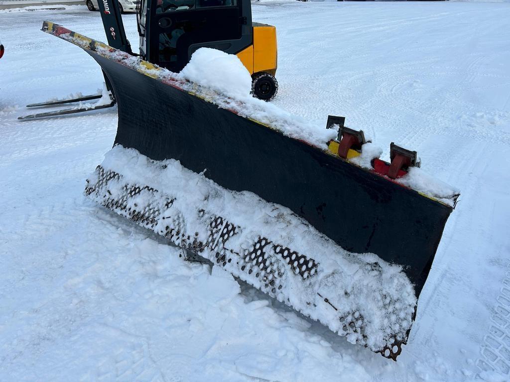  PUSKULEVY 2,7M Grader
