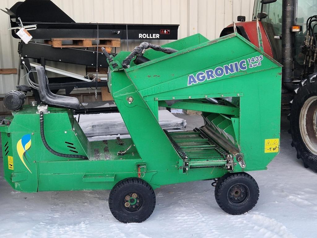  REHUNKÄSITTELY AGRONIC 143S 4WD JAKOVAUN Macchinari per scaricamento di silo