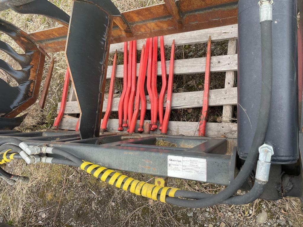  REHUNKÄSITTELY REHULEIKKURI SILOCUT 190 Macchinari per scaricamento di silo