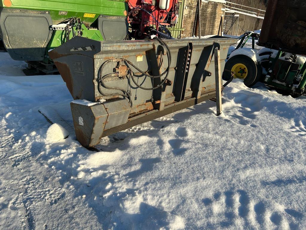 Sami SL2300 Sand and salt spreaders