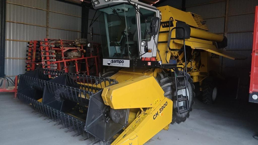 Sampo-Rosenlew 2065 Combine harvesters