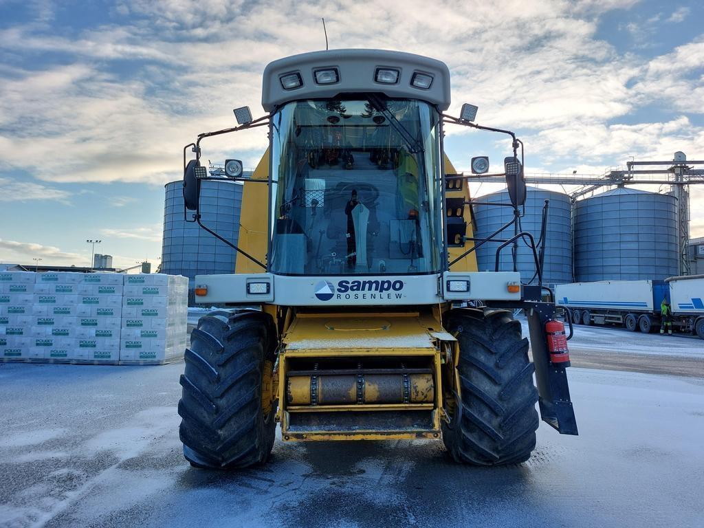 Sampo-Rosenlew 2065 HT DELUX Combine harvesters