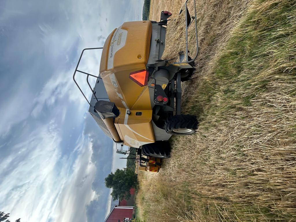 Sampo-Rosenlew C8 Combine harvesters