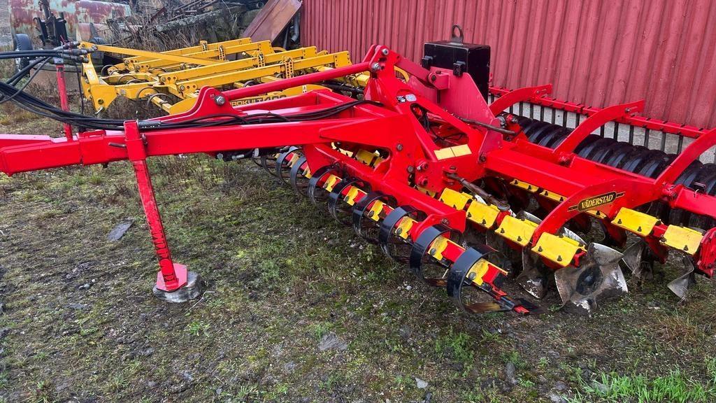 Väderstad CARRIER 350 GR KUMIJ. Disc harrows