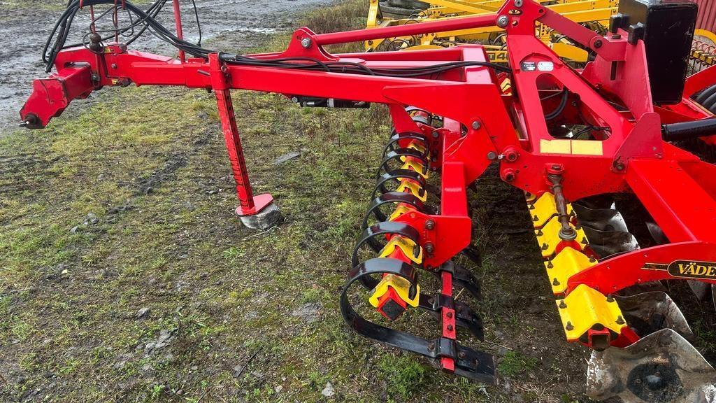 Väderstad CARRIER 350 GR KUMIJ. Disc harrows