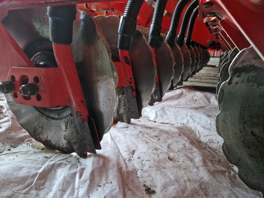 Väderstad RAPID 400C Combination drills