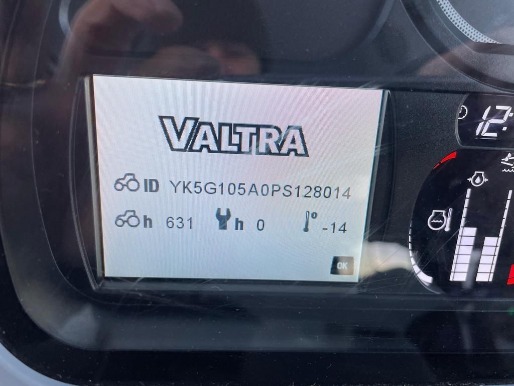 Valtra G 105 + G4 ETUKUORMAIN Trattori