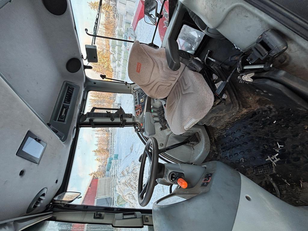 Valtra N143 HI TEC Tractors