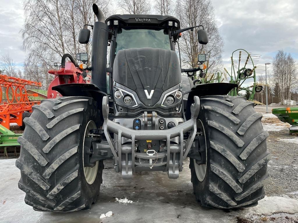 Valtra S274 Traktoren