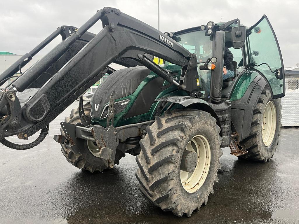 Valtra T144S ACTIVE Trattori