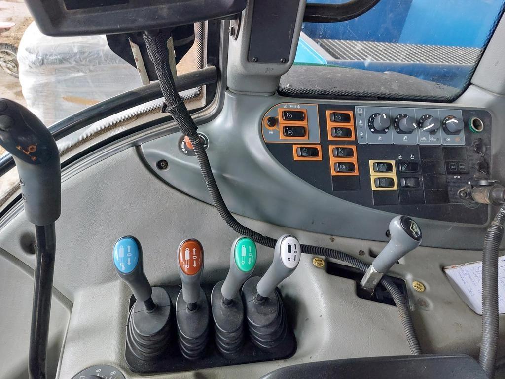 Valtra T151E Trattori