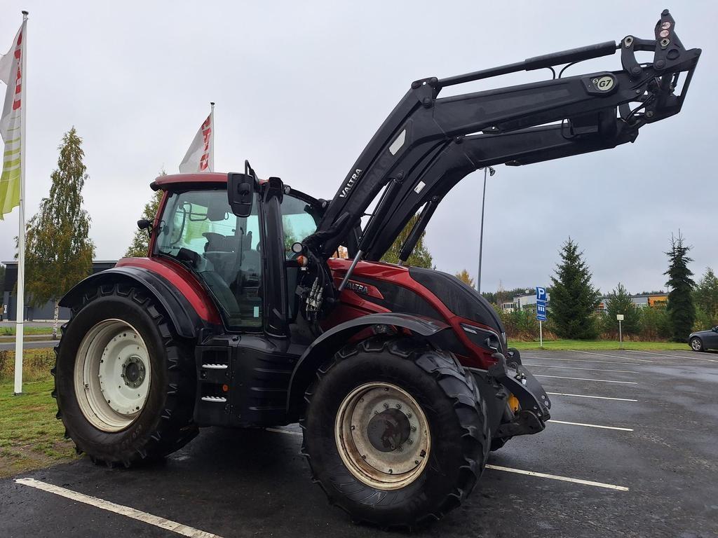 Valtra T174 VERSU +G7S EK Tractors