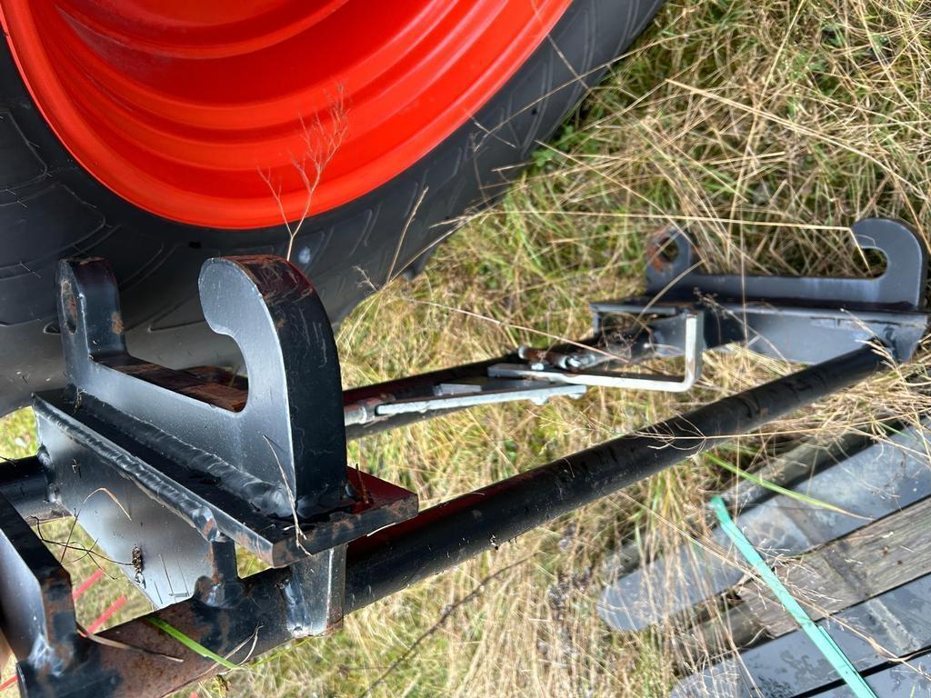 Volvo PIKAKIIN.ADAPTERI Front loaders and diggers