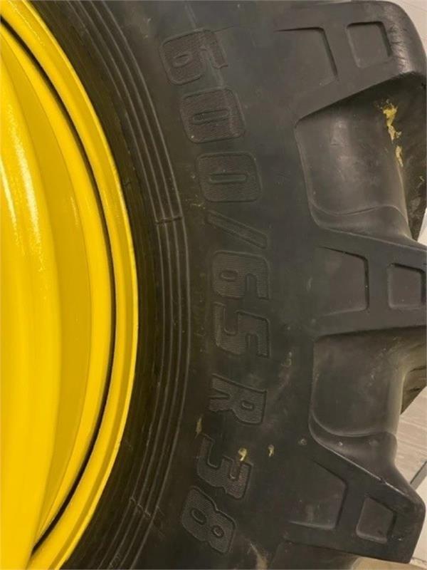 Alliance 600/65R65 Pneumatici, ruote e cerchioni