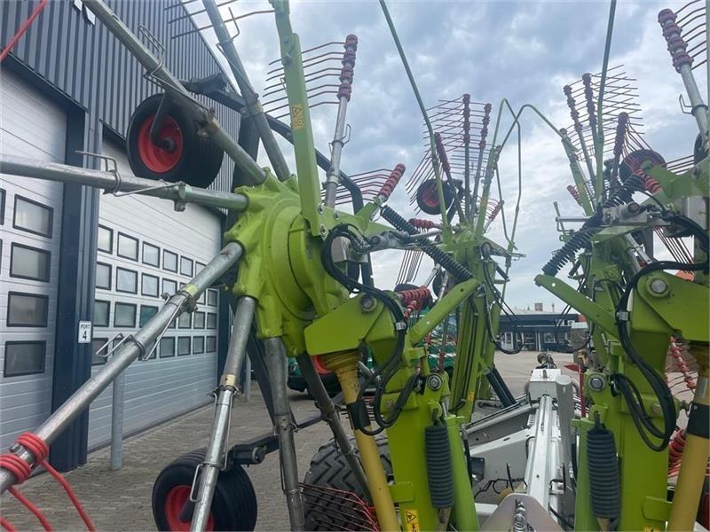 CLAAS Liner 3600 Ranghinatori