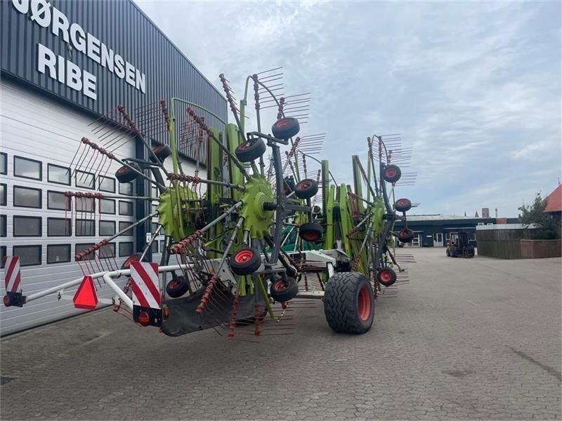 CLAAS LINER 4000HHV Ranghinatori