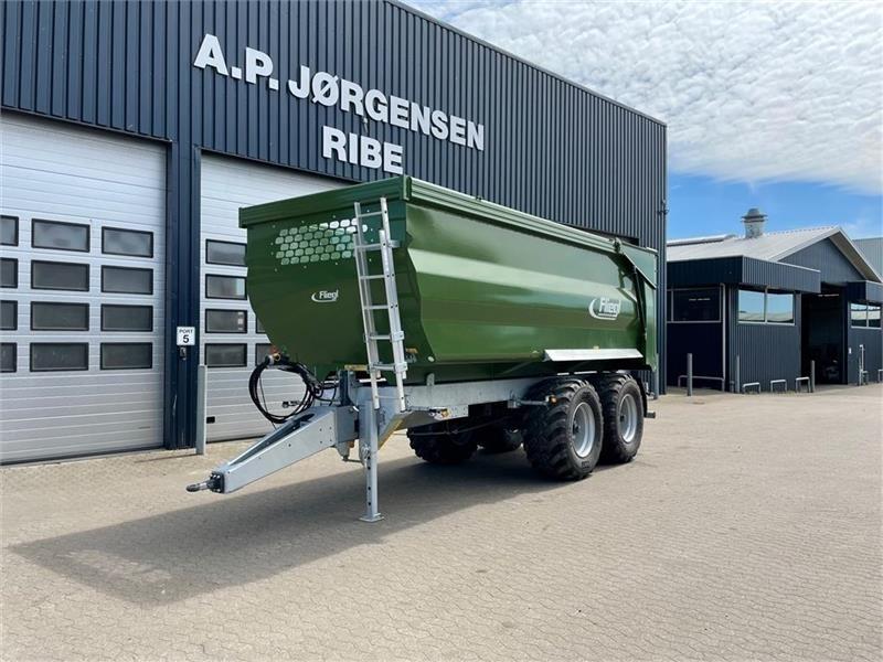 Fliegl TMK 264 FOX med 400 mm kornoverbygning. Rimorchi ribaltabili