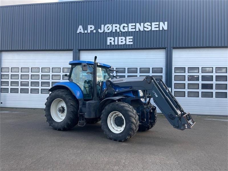 New Holland T7.220 Med Alø Frontlæsser Trattori
