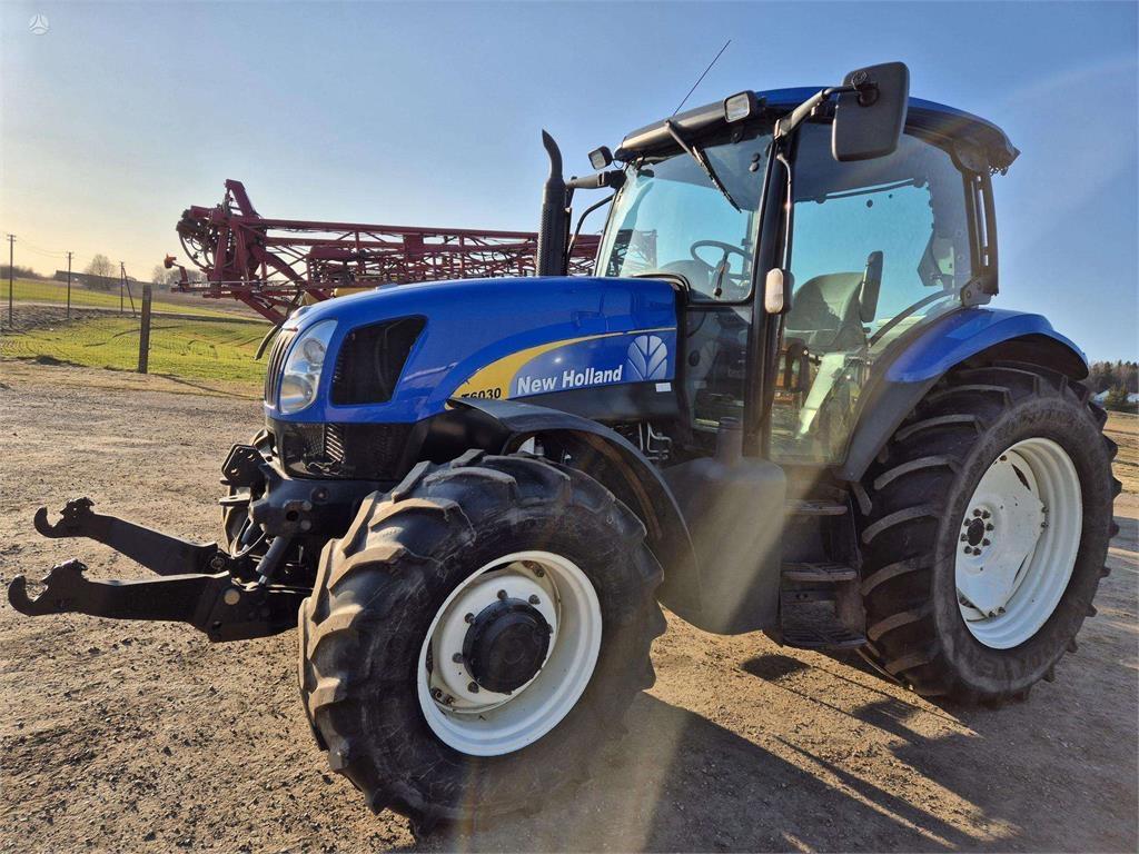 New Holland T 6030 DELTA Traktoriai