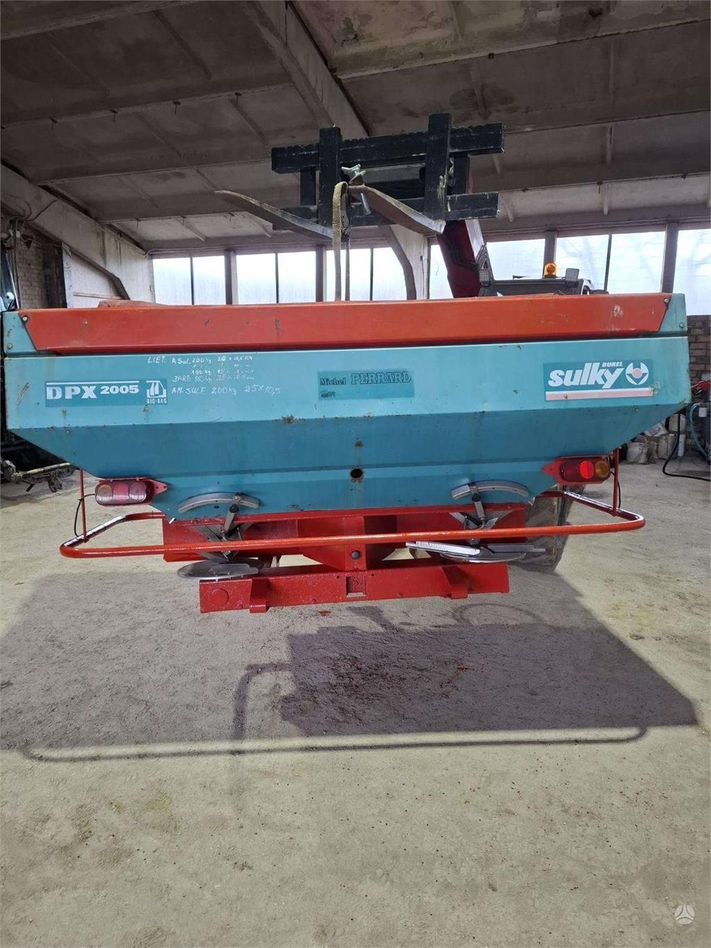 Sulky DPX 2005 Mineralinių trąšų barstytuvai
