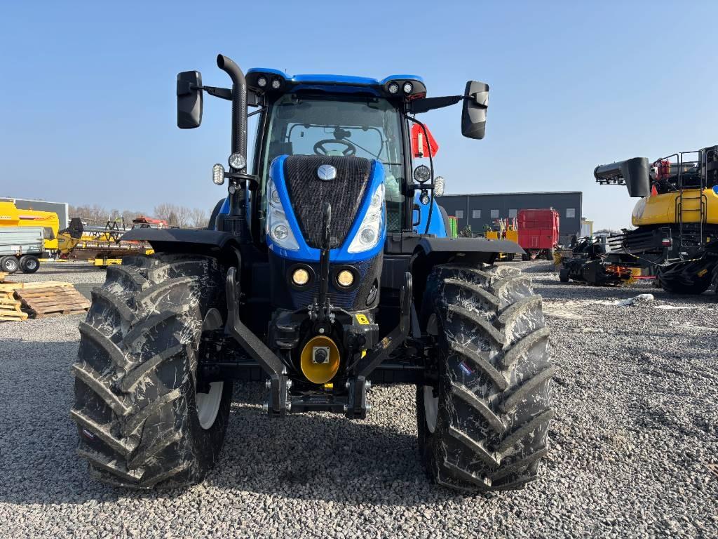 New Holland T 7.225 AC Traktorer