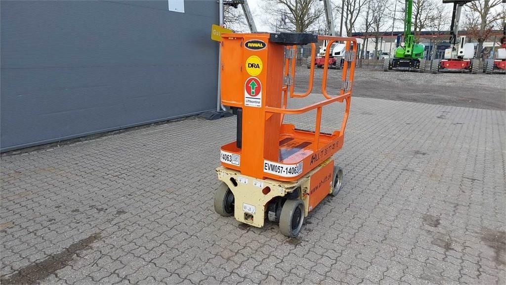 JLG 1230ES Egyéb felvonók és állványok