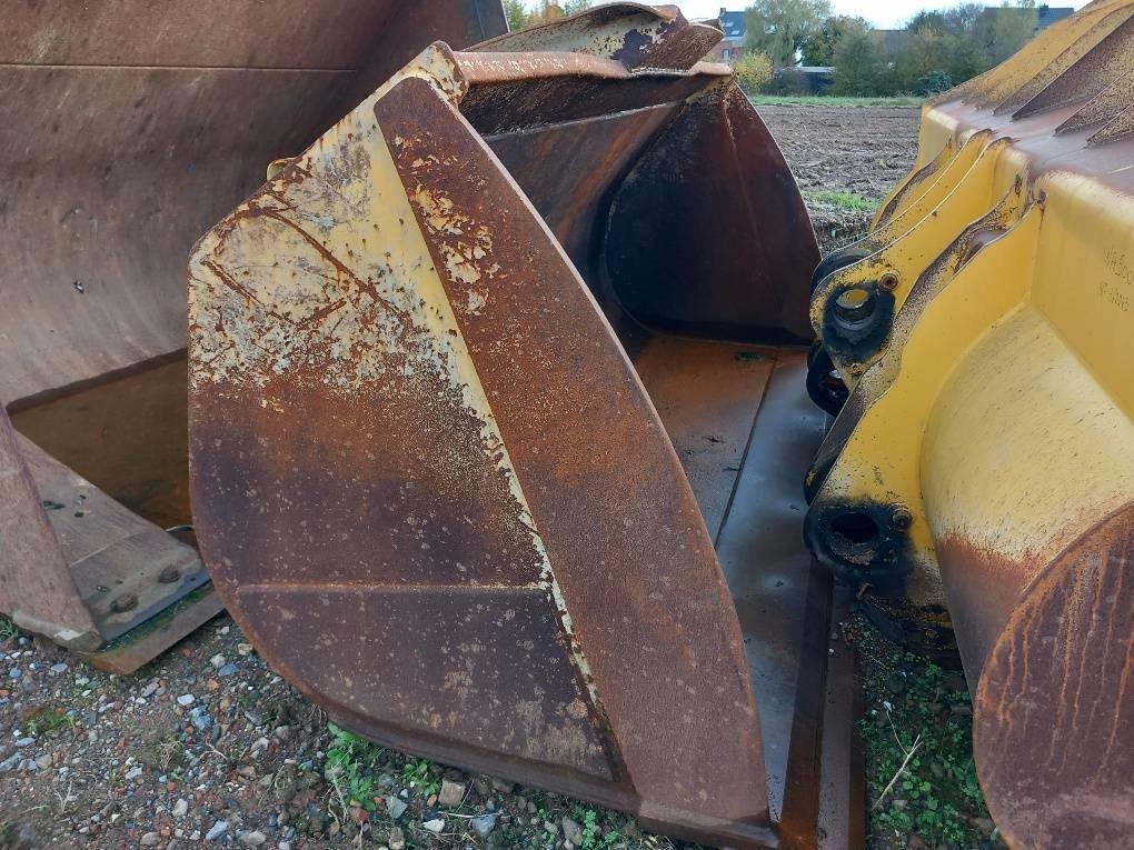 Komatsu WA480-8 Buckets