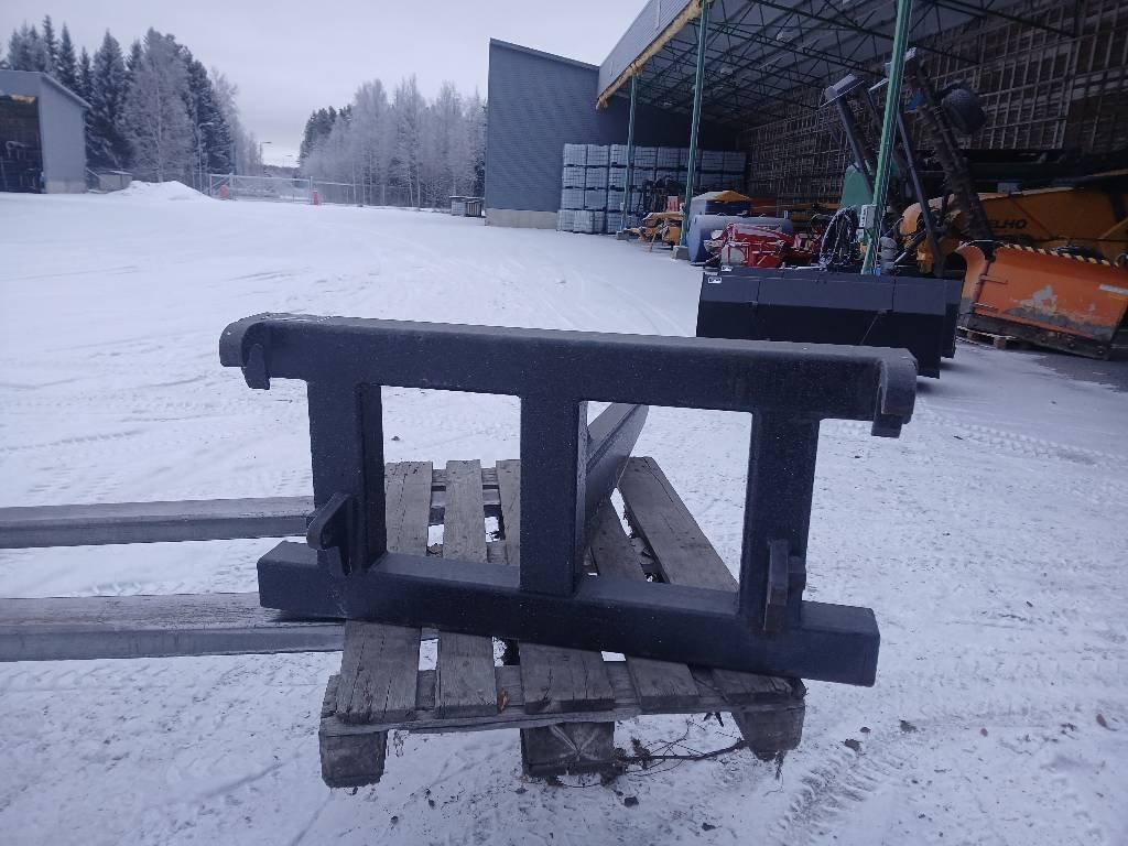 Mp-lift Paalipuukko Trinciatrici, tagliatrici e srotolatrici per balle