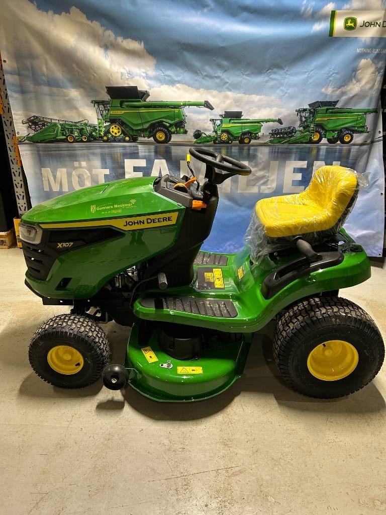 John Deere X107 rotormaskin Åkgräsklippare