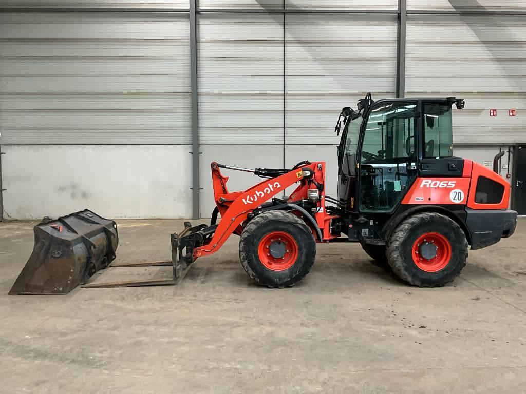 Kubota R 065 Pale gommate