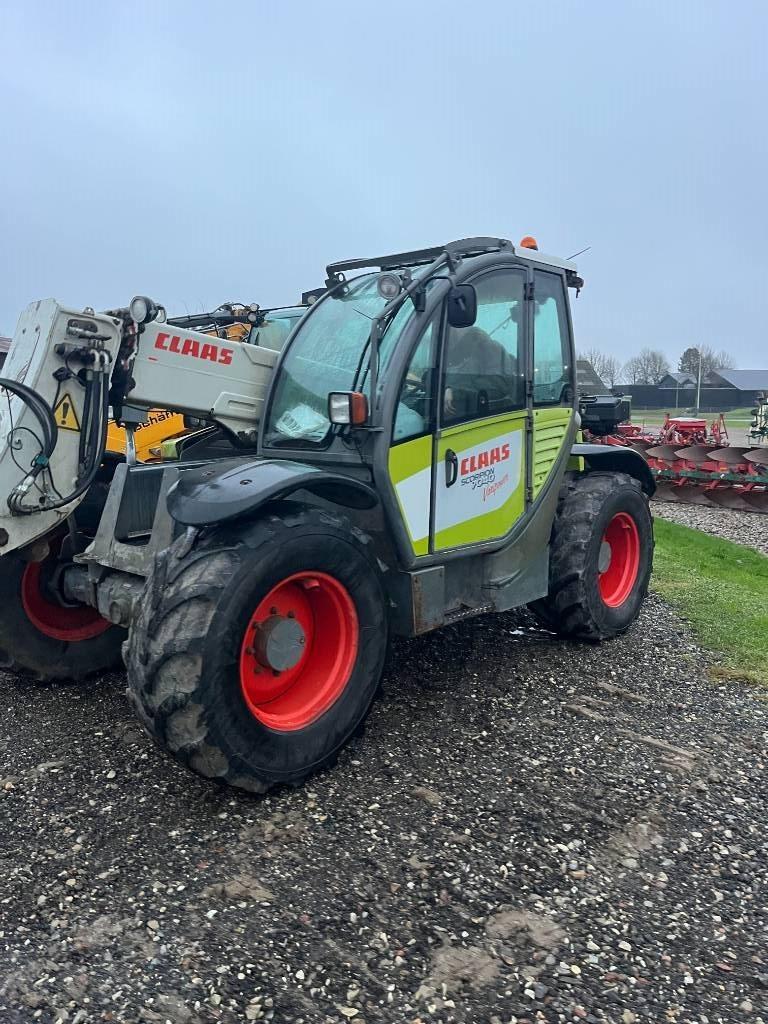 CLAAS Scorpion 7040 VP Telescopic handlers