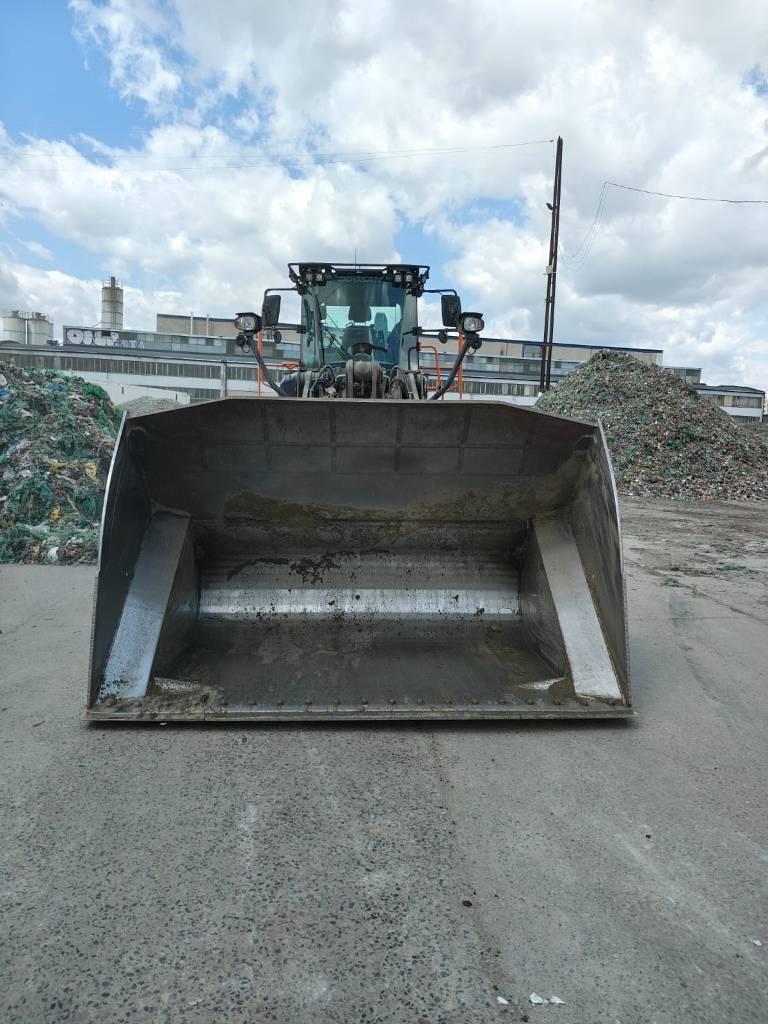 Doosan DL 320-7 Ładowarki kołowe