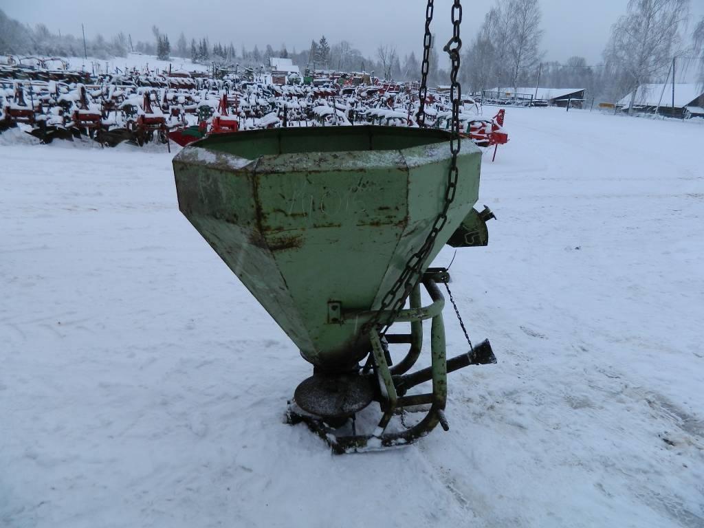  Kromag AM Minerālmēslu izkliedētāji