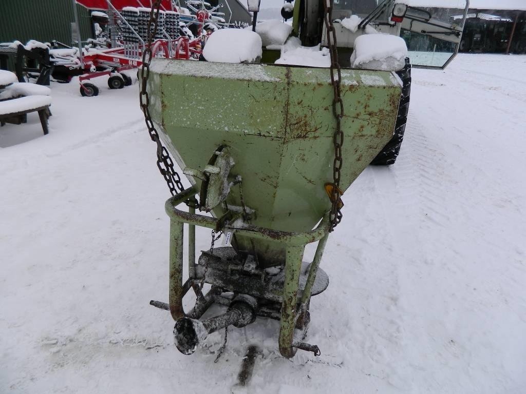  Kromag AM Minerālmēslu izkliedētāji