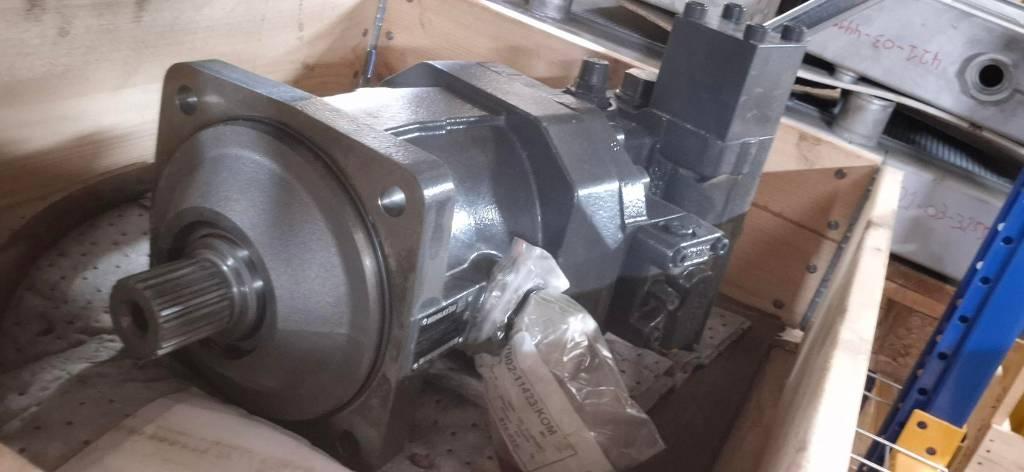 Komatsu TRAVEL MOTOR 20J-60-61390 Tracks, chains and undercarriage