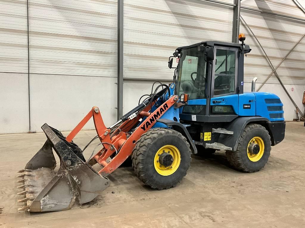 Yanmar V 80 Cargadoras sobre ruedas
