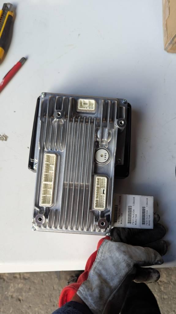 Komatsu PW158-11E0 MONITOR 7835-36-3306 Electronics