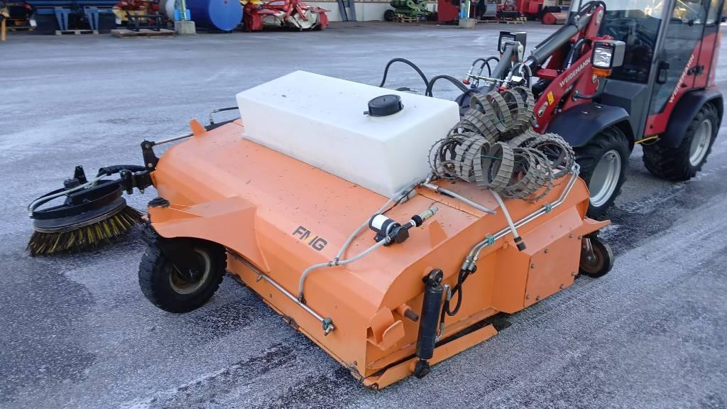 Fmg KHL 200 keräävä harjakone Spazzole