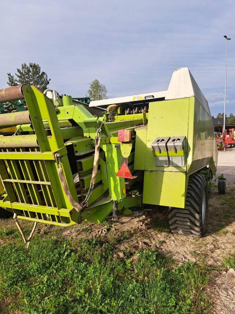 CLAAS 2100RC Presse quadre
