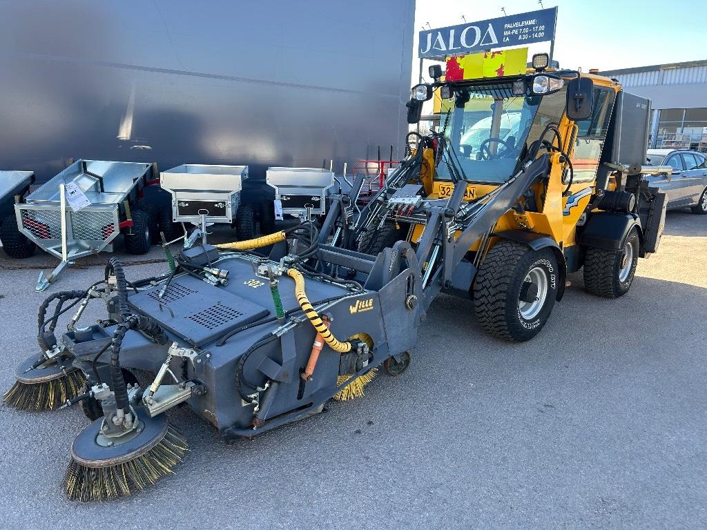 Wille 455 B + työlaitteet Utility machines