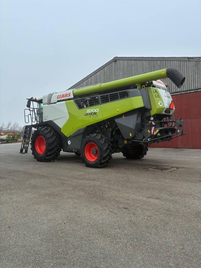 CLAAS Lexion 8700 Mähdrescher