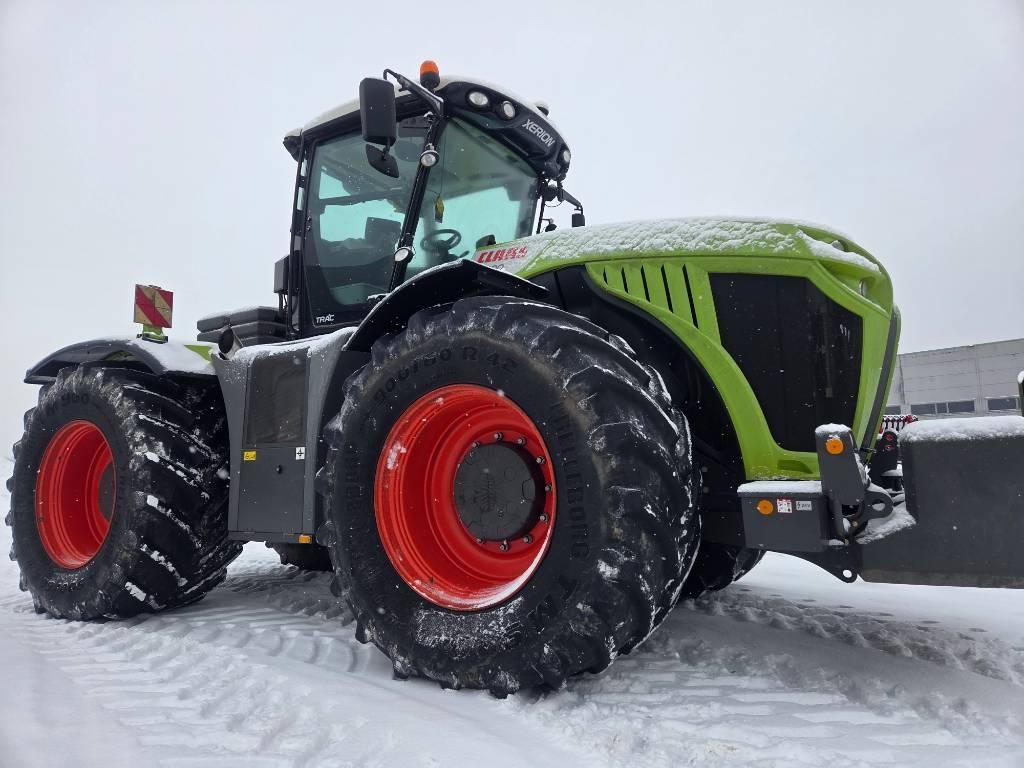 CLAAS Xerion 5000 Trac Traktoren