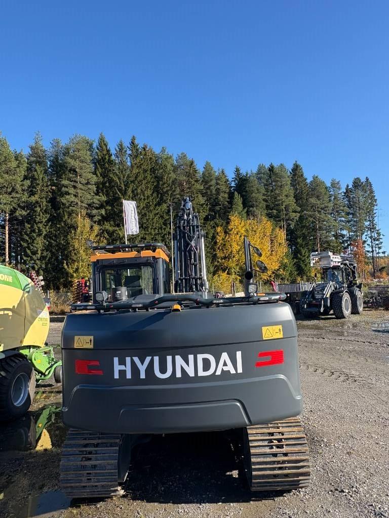 Hyundai HX 140 AL Bandgrävare