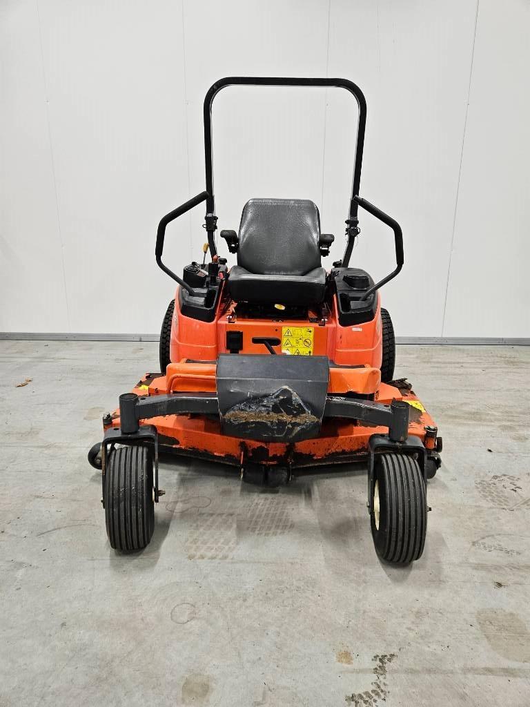 Kubota ZD 326 Åkgräsklippare