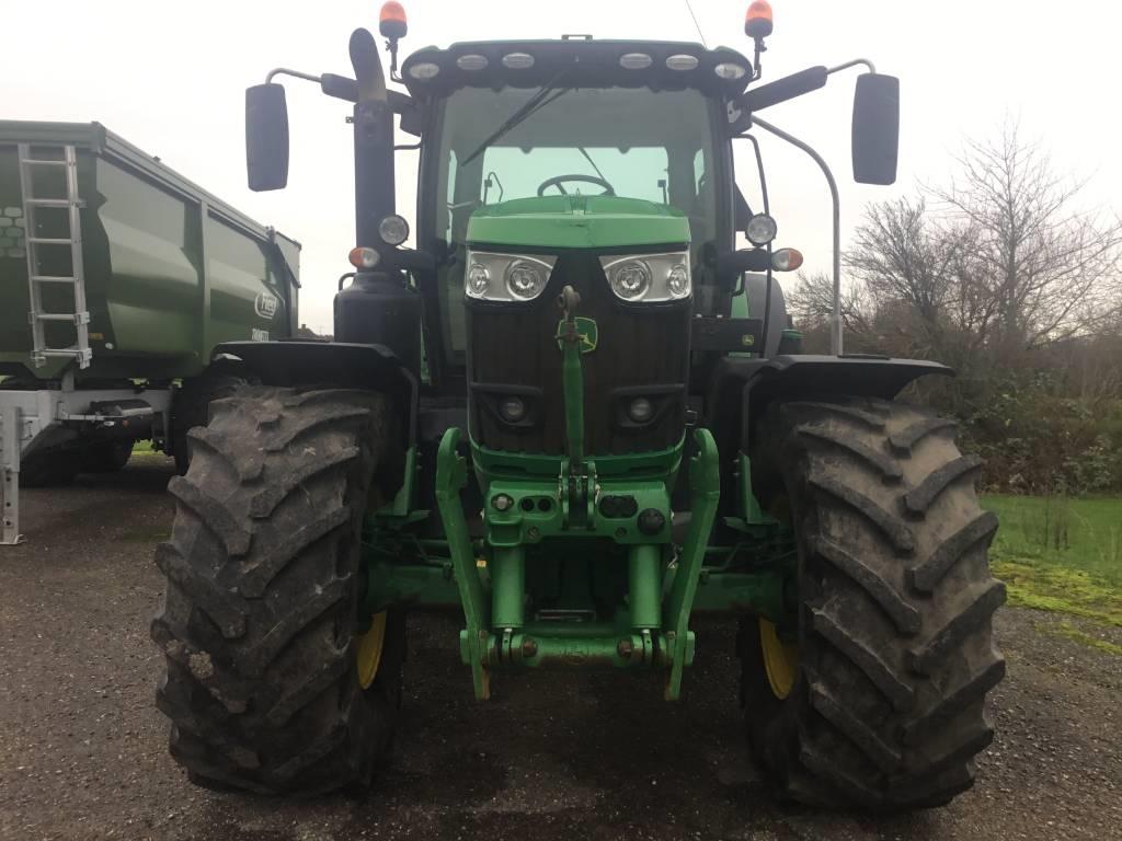 John Deere 6215 R Tractors