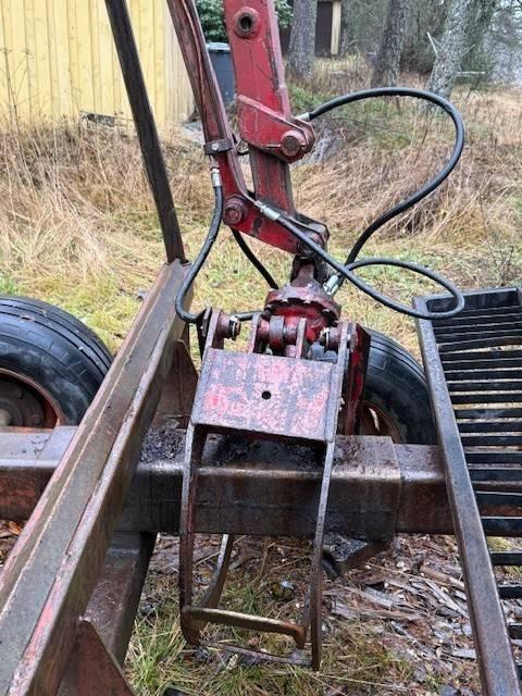 Nokka HK 2400 A Krane und Lader